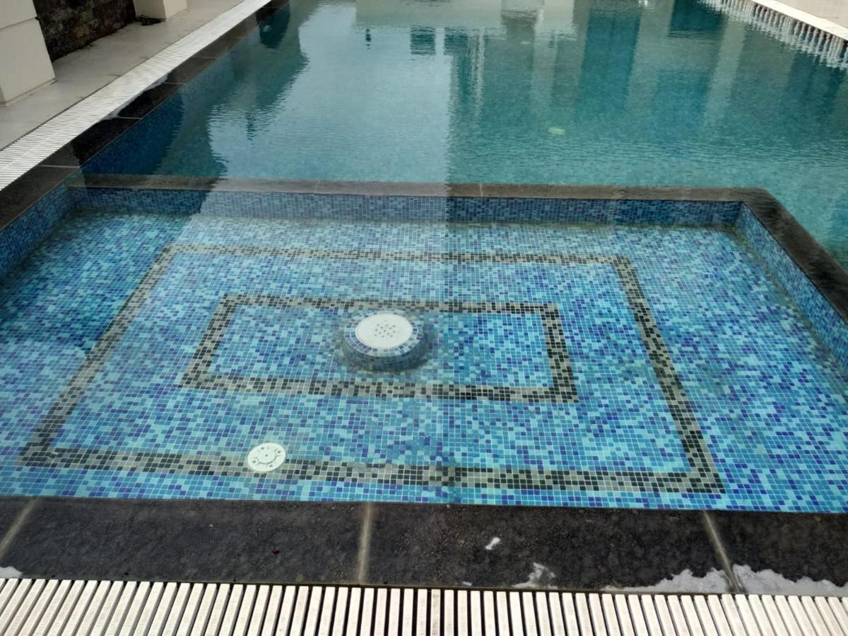 Hotel Regenta 4*